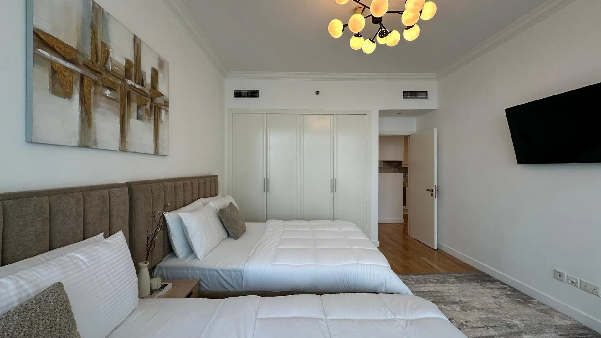 Opulent Flat With Beach, Pool & Canal View In Jbr Dubai 0*,
