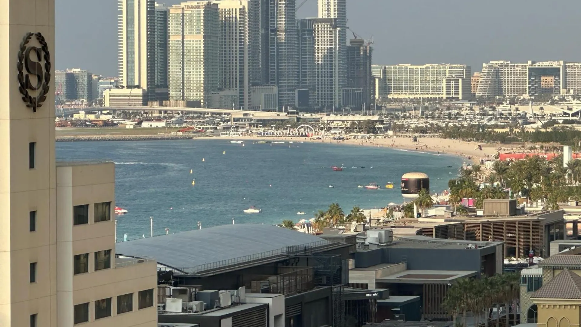 Opulent Flat With Beach, Pool & Canal View In Jbr Dubai