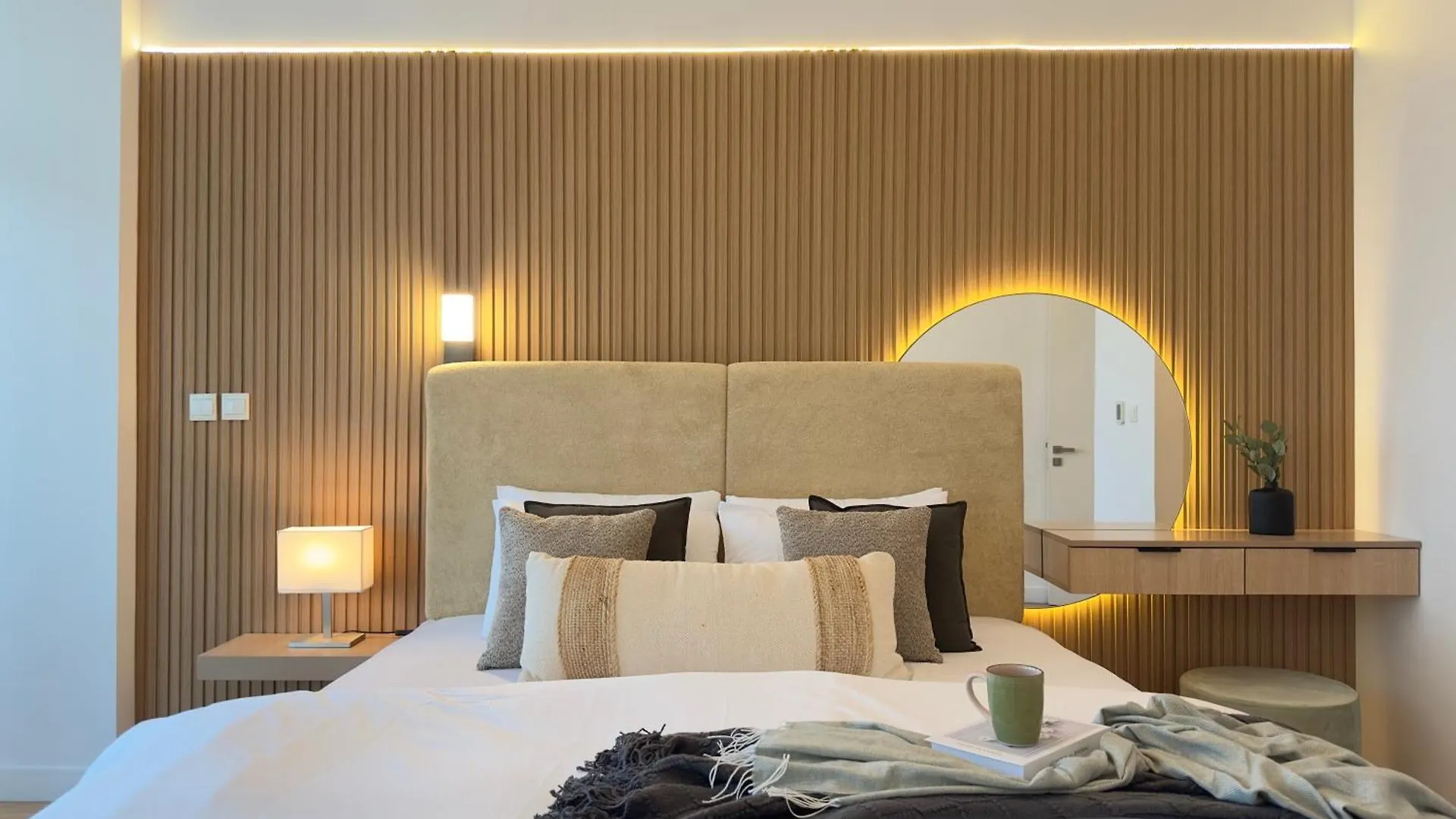 Opulent Flat With Beach, Pool & Canal View In Jbr Dubai 0*,