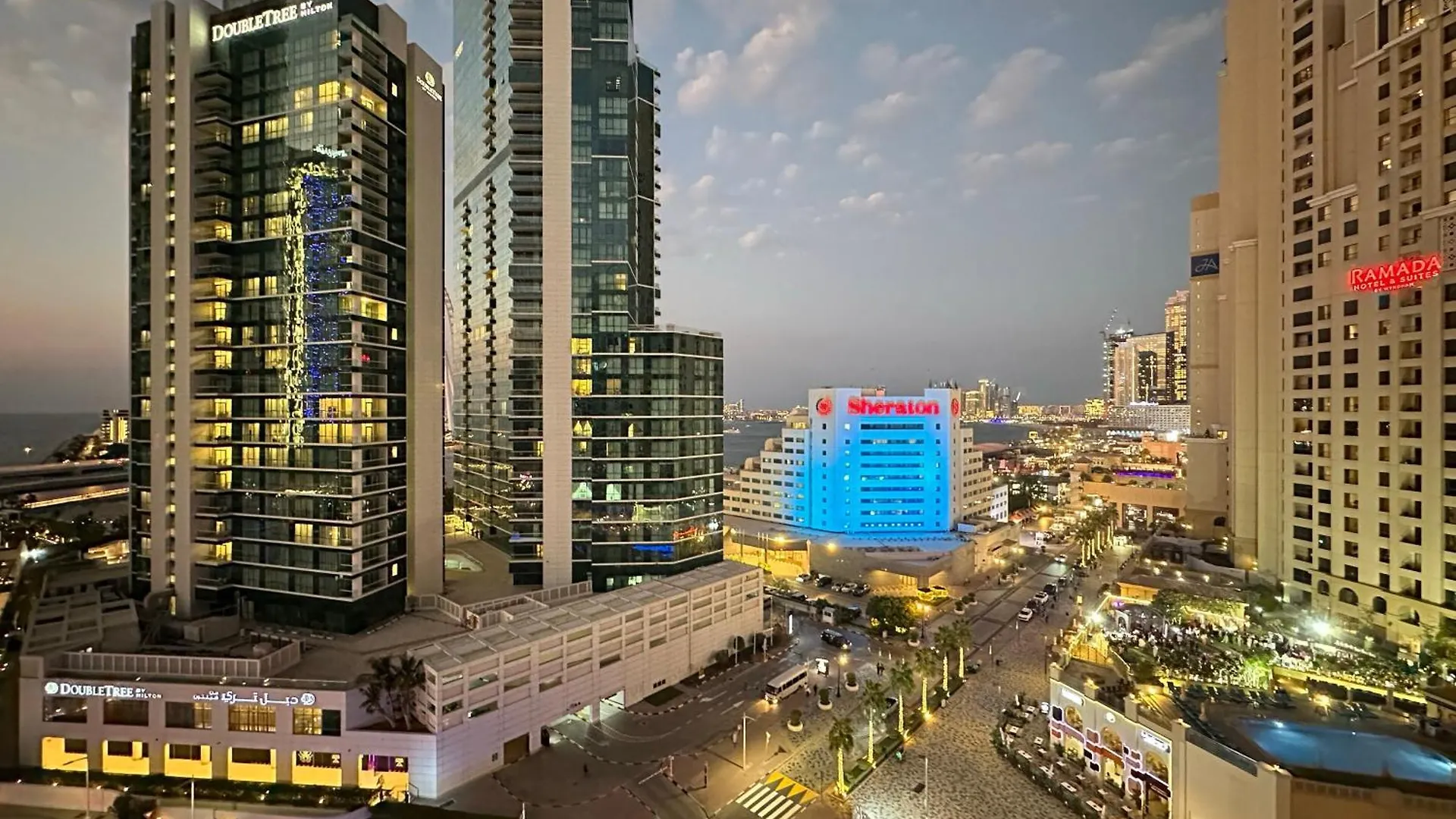 Apartment Opulent Flat With Beach, Pool & Canal View In Jbr Dubai United Arab Emirates