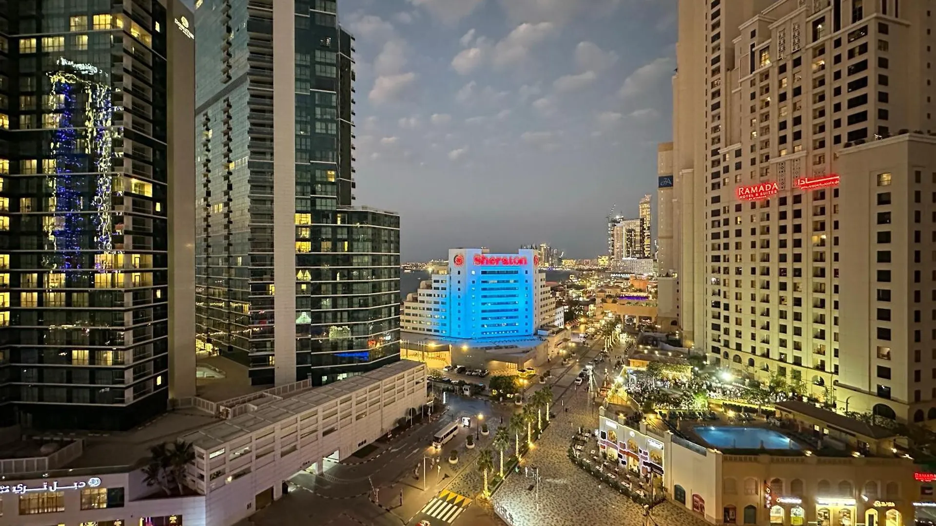 Opulent Flat With Beach, Pool & Canal View In Jbr Dubai